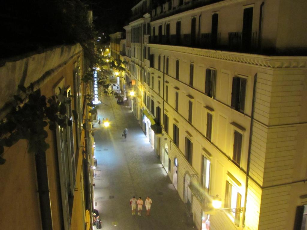 Casa Micheli in Centro ex Frattina Luxury Apartment - 2