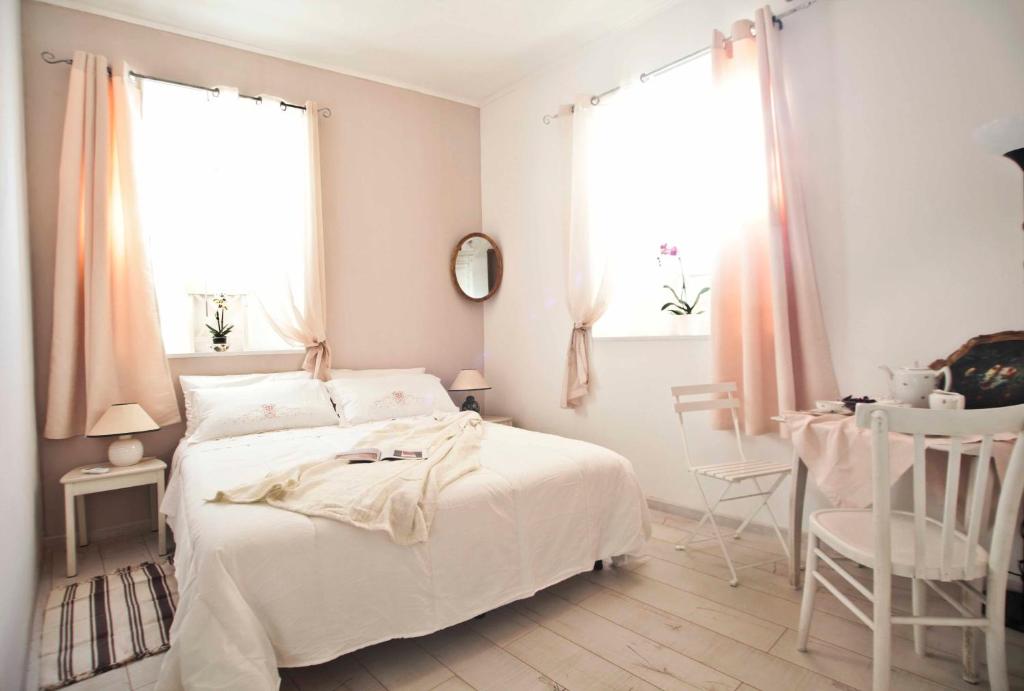 Large Double Room, SottosopraSannio in Rome