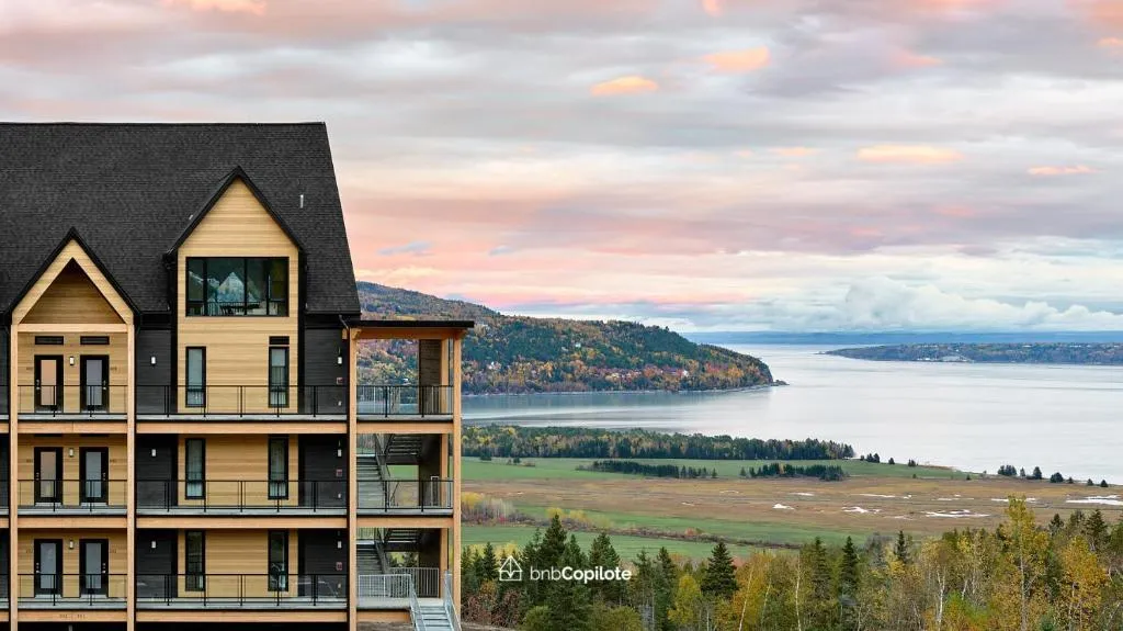 La Pignoronde, hotel in Baie-Saint-Paul