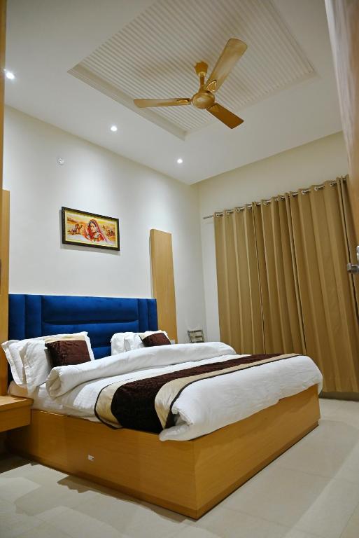 KOZZY B&amp;B — Hotel in Amritsar