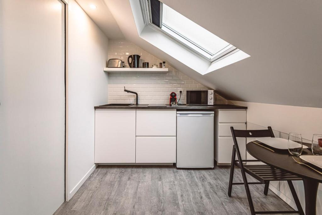 Le Coquet Logement Climatisé face à la Cathédrale - 3G - 5