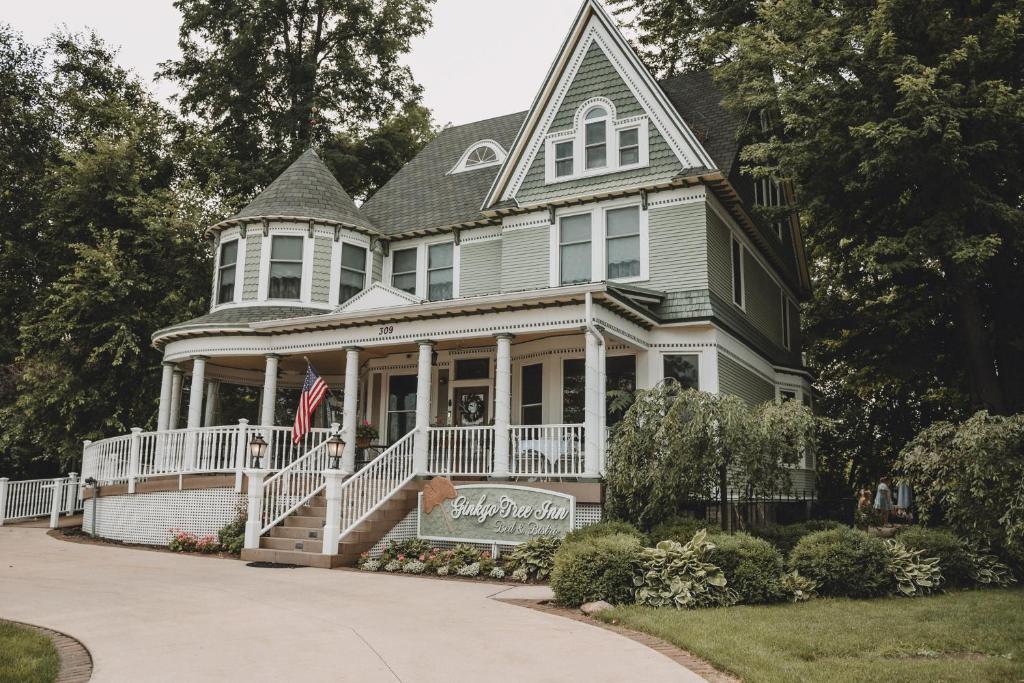 Маунт плезант. Маунт Плезант США. Маунт Плезант Ванкувер. Mount Pleasant Michigan America Seal.