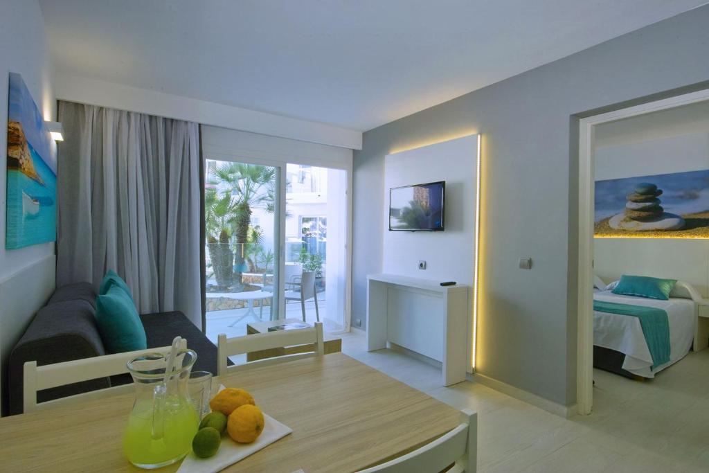Balansat Resort — Hotel rooms in Puerto San Miguel, Balearic Islands
