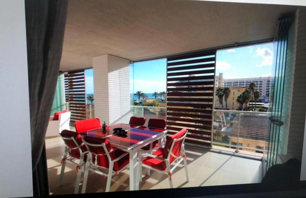 INCREIBLE APARTAMENTO EN PRIMERA LINEA DE PLAYA DE PEÑISCOLA - 2