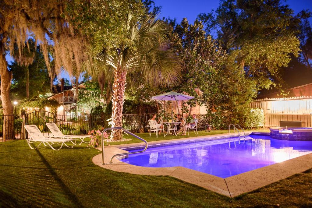 Sweetwater Branch Inn photo