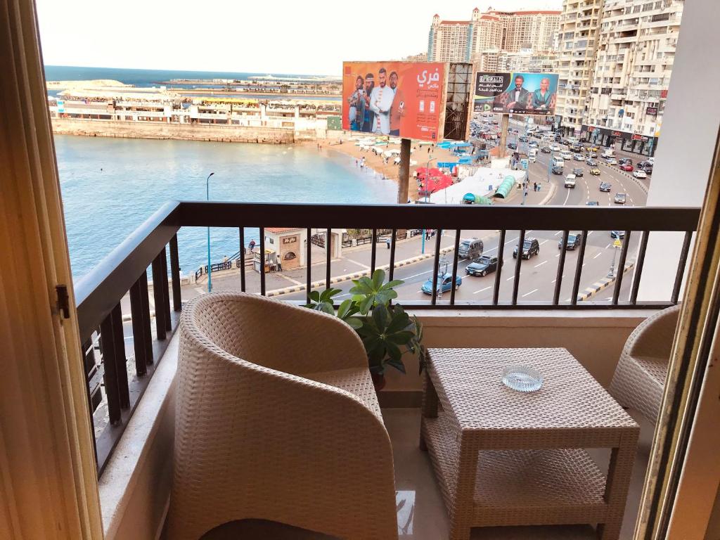 Gleem Luxury Apartments photo