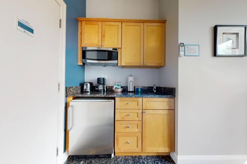 Charming Studio in Boston Brownstone, #44 photo