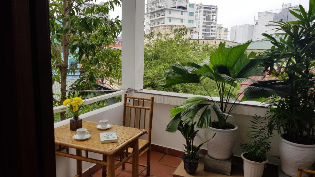 TAM HOMESTAY - ONE BEDROOM W/ LIVING ROOM photo