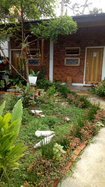 AZALEA GARDEN HOMESTAY — Hotel in Pagar Alam