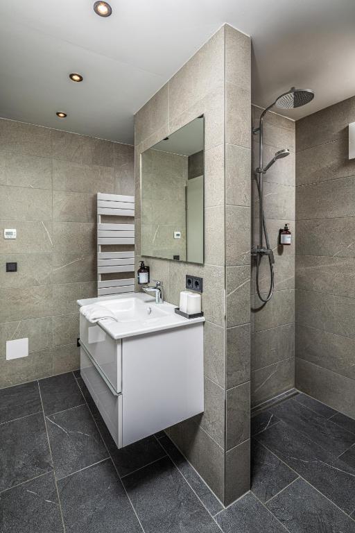 Falcon Suites Kaprun photo
