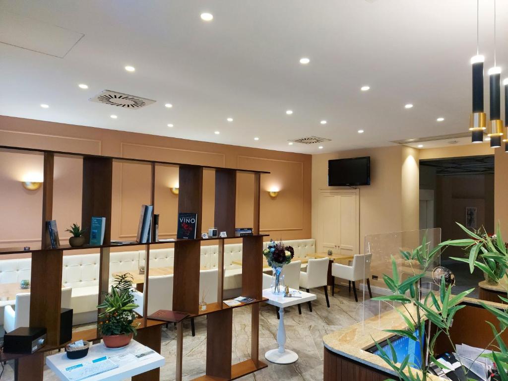 Hotel Borgovico photo