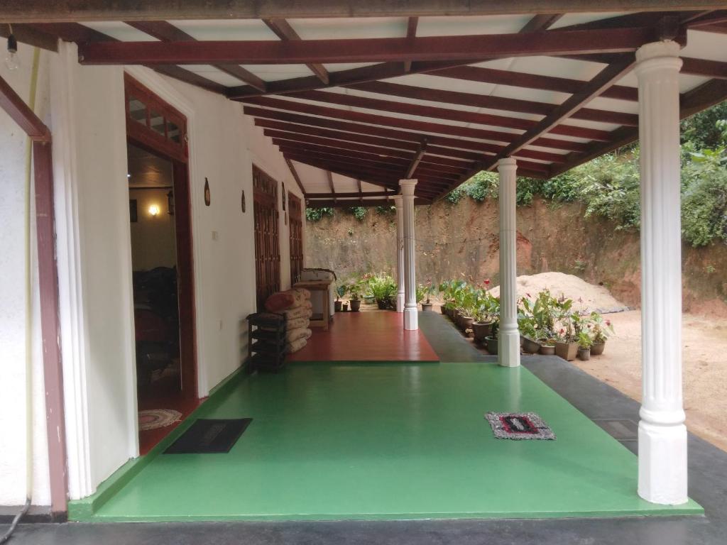 Lak Sewana Home Stay photo
