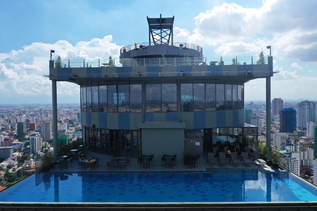The Penthouse Residence photo