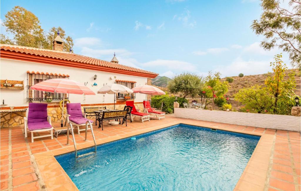 3 Bedroom Lovely Home In Sedella 전경