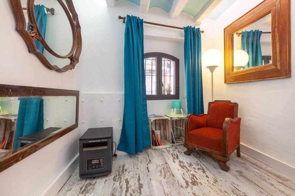 Apartament de la Susanna Old Town Mezzanine - 5