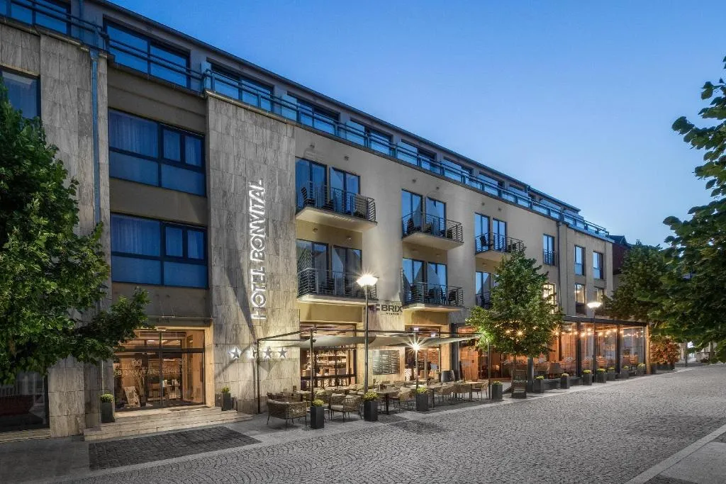 Bonvital Hotel Hévíz Superior Adults Only，位于赫维兹的酒店