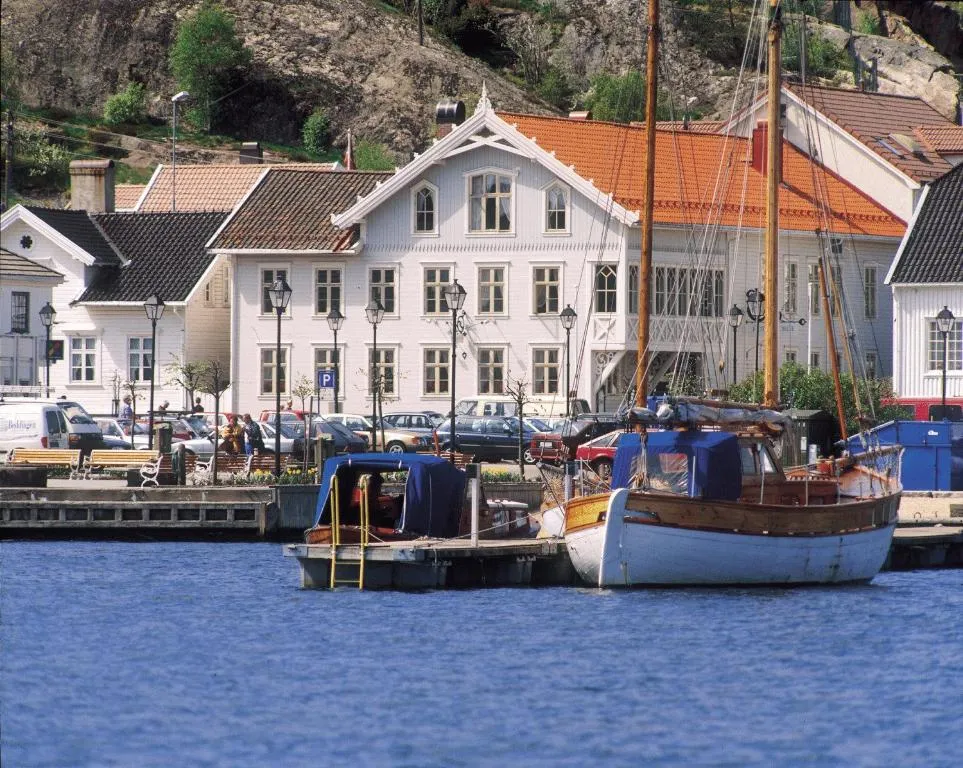 Lillesand Hotel Norge, hotel in Lillesand