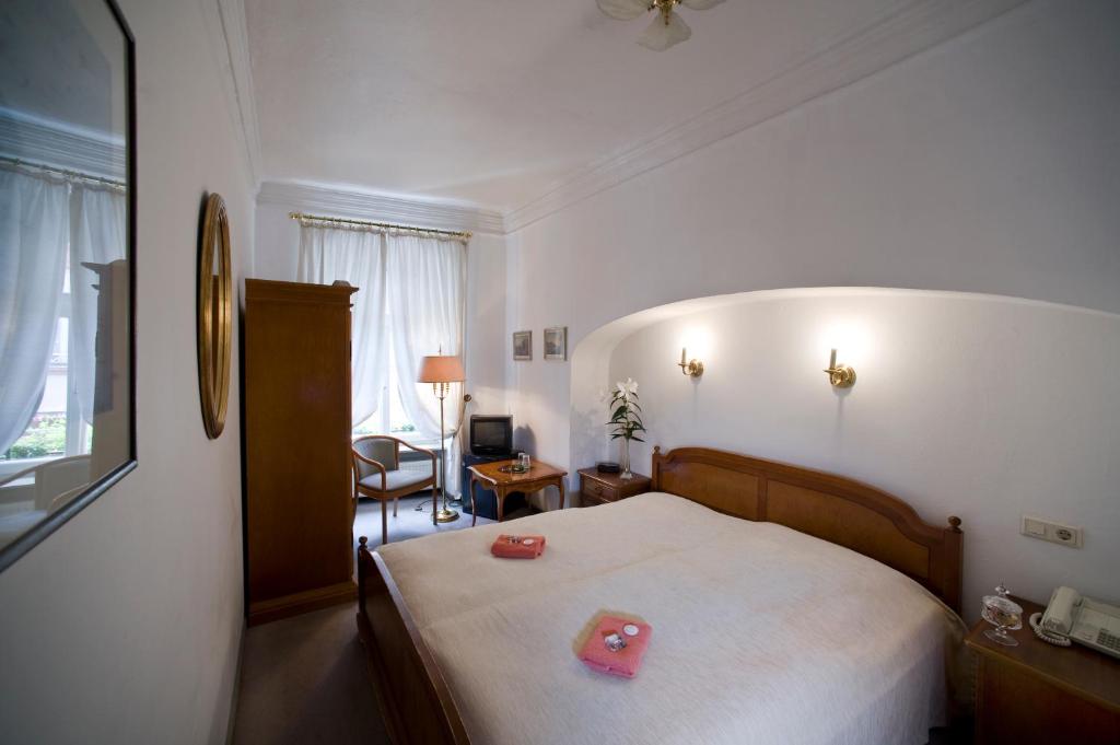Hotel Goldener Hecht photo