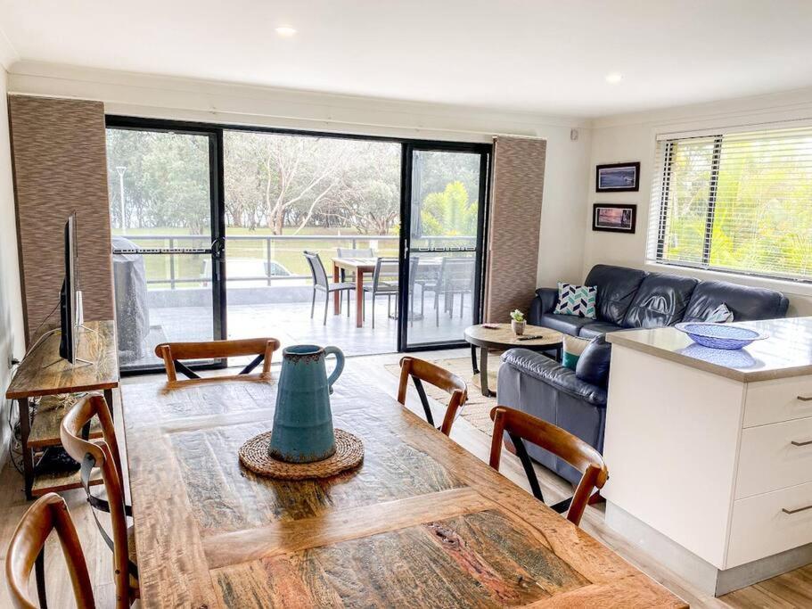 East Light Byron, Byron Bay