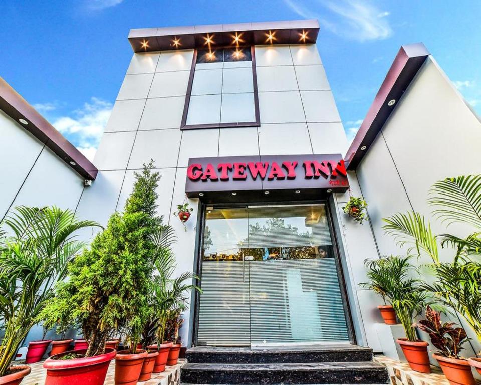 Hotel Gateway Inn  photo