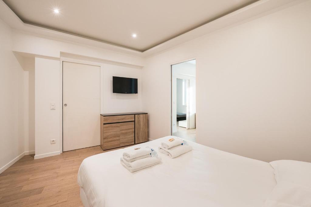 Spacious apartment-2BR-6P-Boulevard Saint-Germain - 5