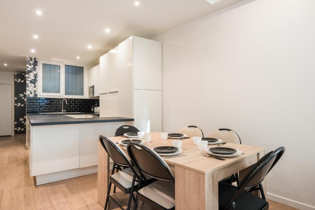 Spacious apartment-2BR-6P-Boulevard Saint-Germain - 3