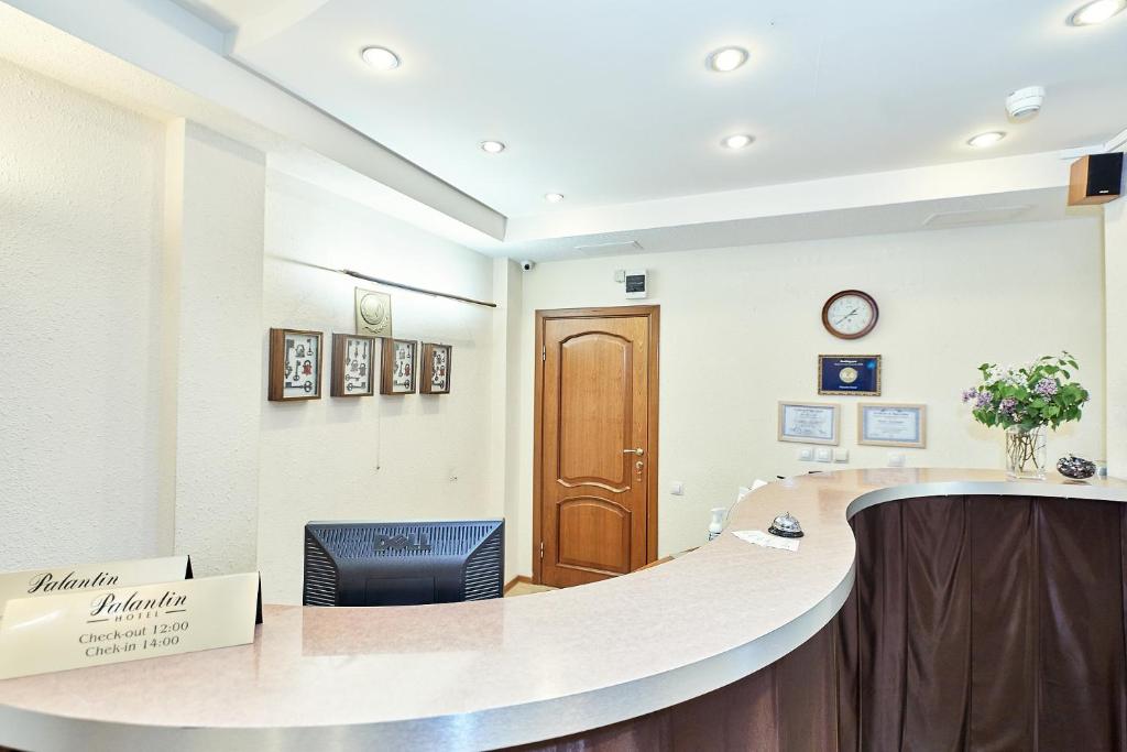 Palantin Hotel photo