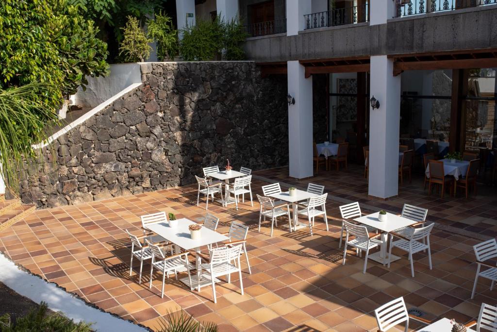 Nazaret Mansion — Restaurant & bars in Costa Teguise, Canary Islands