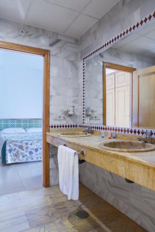 Apartamentos Mexico — Hotel rooms in Vera, Andalusia