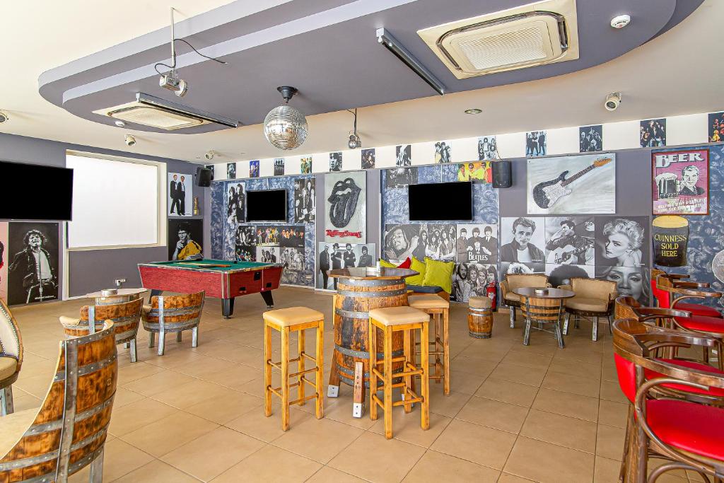 Bar/lounge