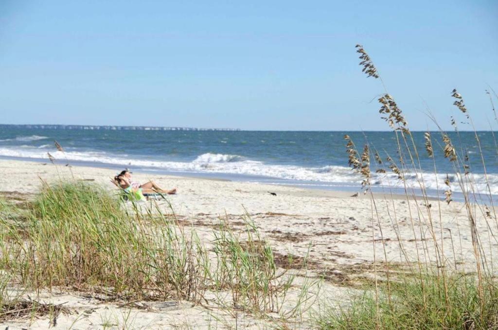Don't Look Back in Anchor, Oak Island