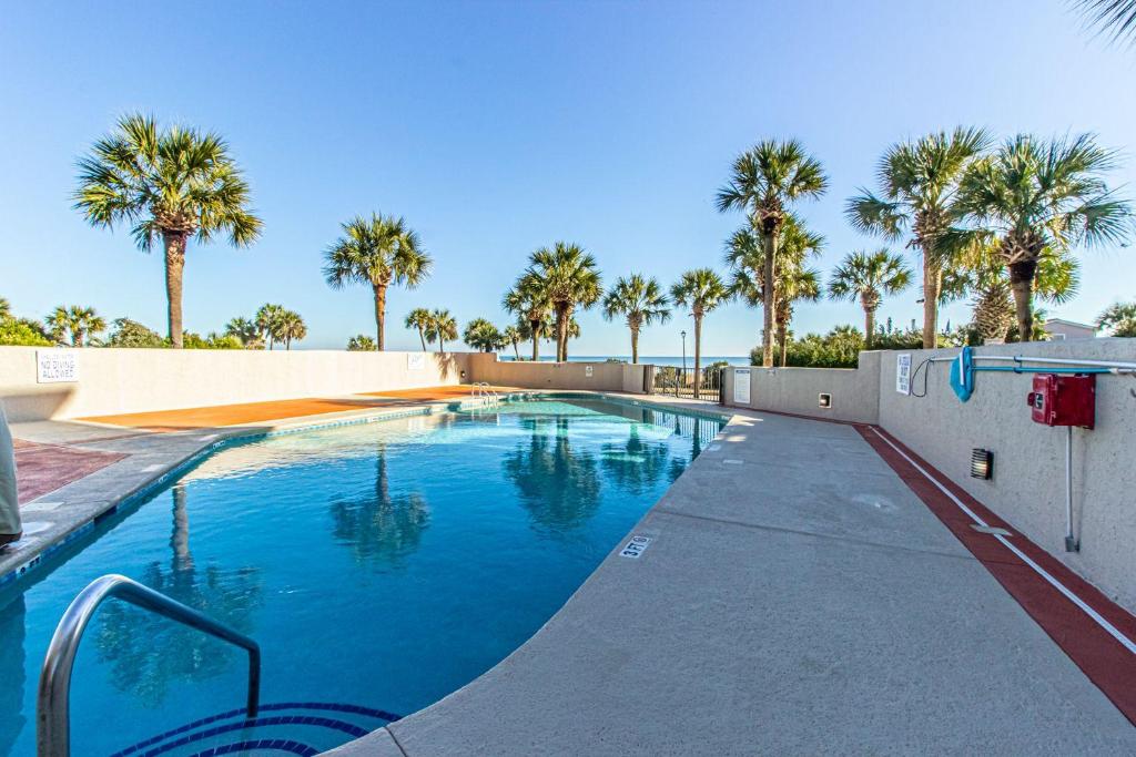 Modern Oceanfront Double Queen Apartment Sleeps 6! Ocean Forest Plaza 607 photo