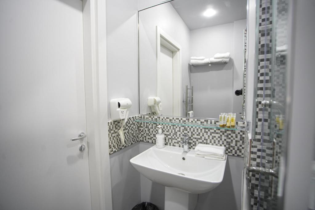 Koghbatsi Aparthotel photo