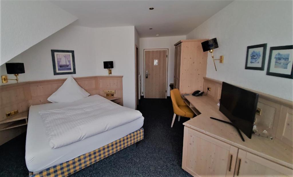 Dreispitz -B&B-Hotel Garni photo