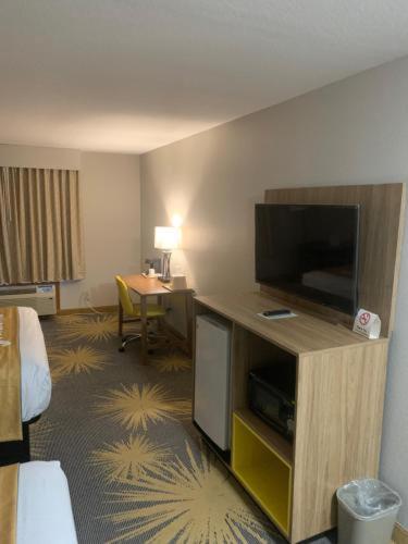 Days Inn by Wyndham Tunica Resorts photo