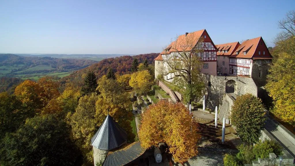 Burg Bodenstein, hotel in Adelsborn