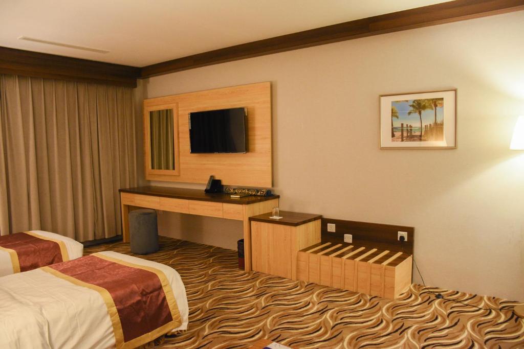 Florida Inn Hotel photo