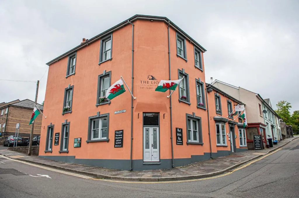 The Lion Hotel, hotel in Blaenavon