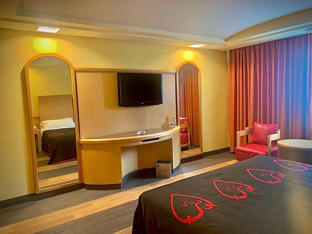 Hot Plaza del Rey - Love Hotel - Solo Adultos - 4