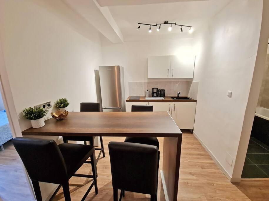 GregBnb - T2 Design 43m2 - Toulon Est - Wifi Fibre - n2 - 3
