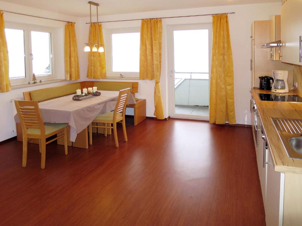 Apartment Huber-2 by Interhome - 3