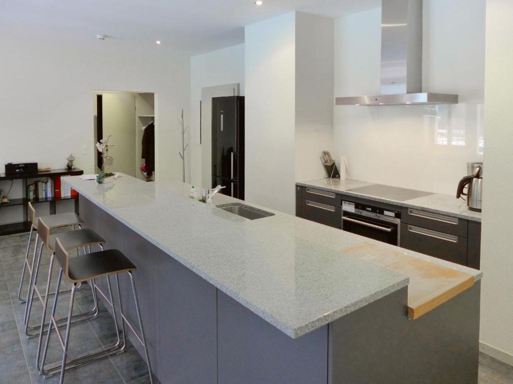 Apartment Modern by Interhome