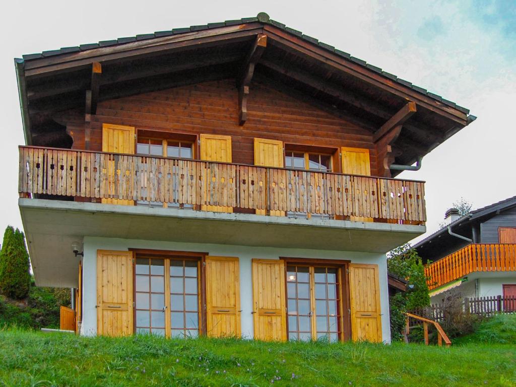 Chalet Chalet Enfin by Interhome - 2