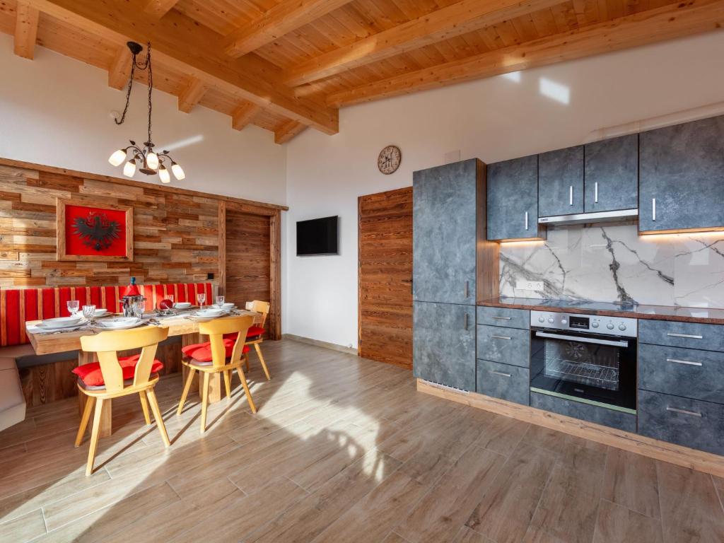 Apartment Chalet Spatn by Interhome - 3