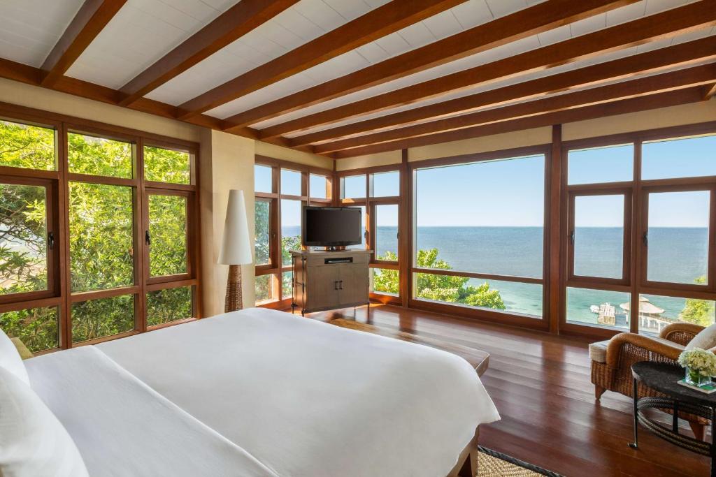 Shangri-La Boracay photo