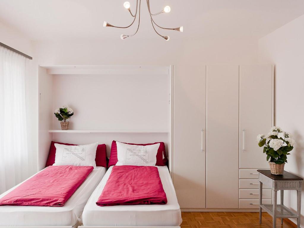Apartment Double Room-3 by Interhome - 3