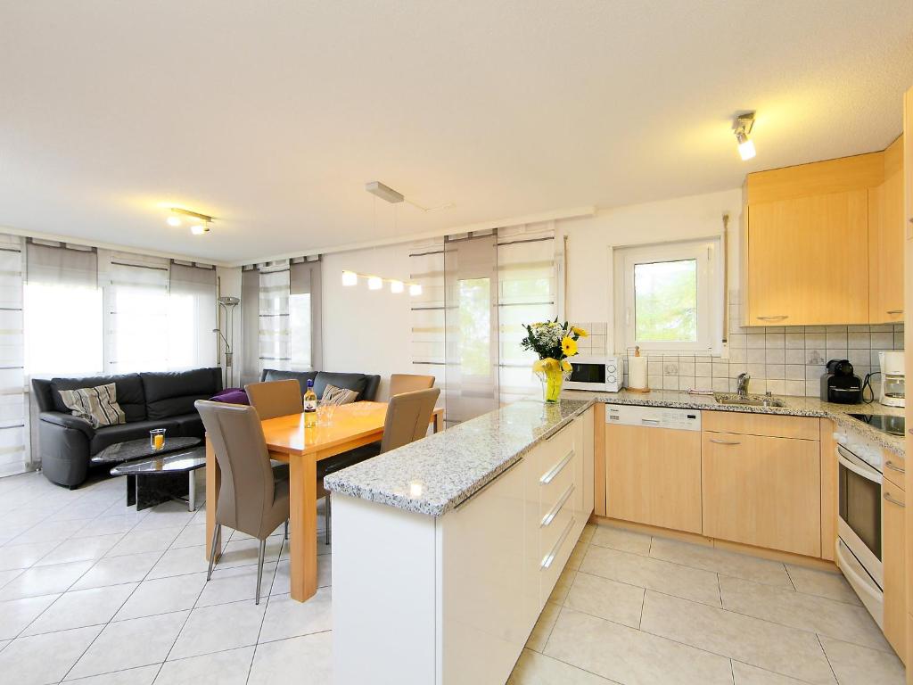 Apartment Sonnhalde B by Interhome - 3