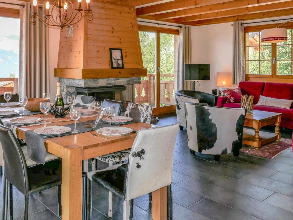 Chalet Le Muveran V8 by Interhome - 4