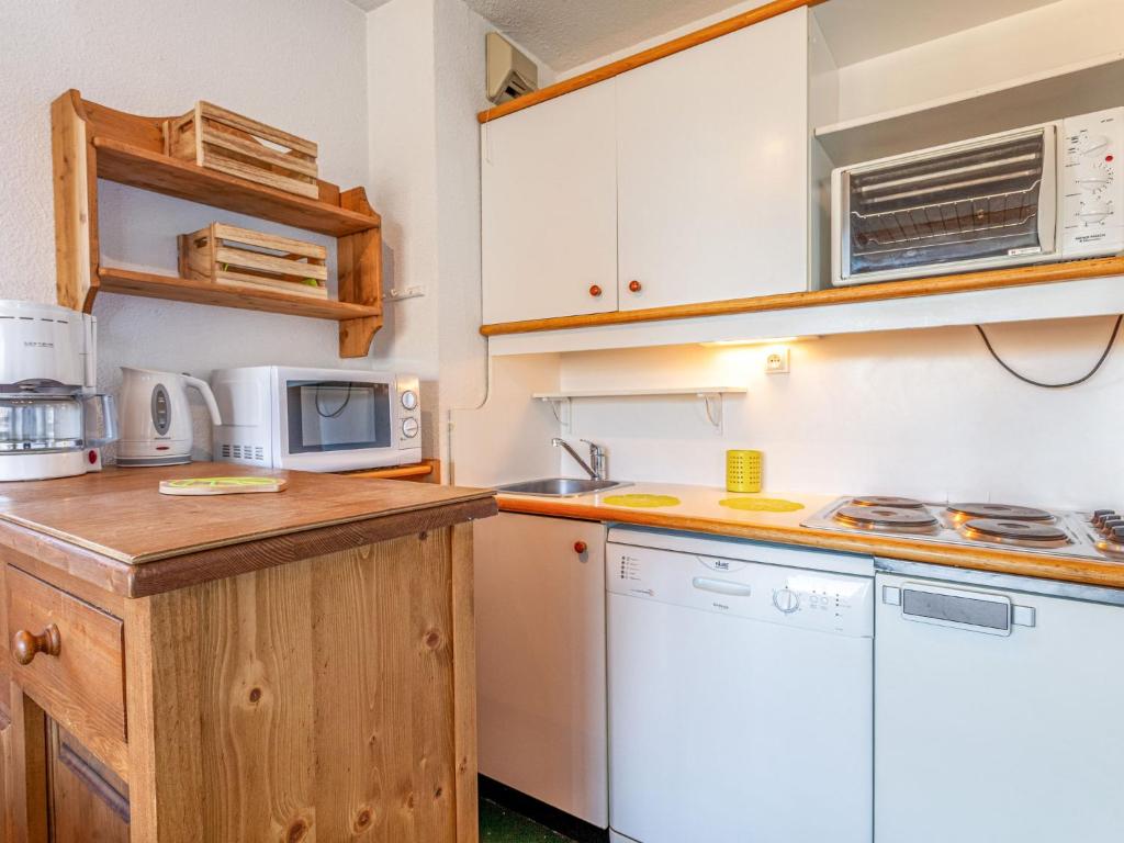 Apartment Nécou 505 by Interhome - 2