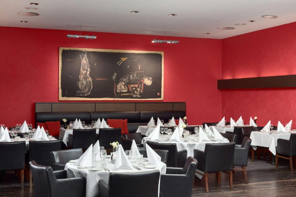 Nh Waalwijk Photo 10